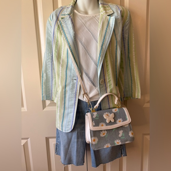 Southern Lady Jackets & Blazers - Ladies seersucker pastel blazer, by Southern Lady, UEC, size 14